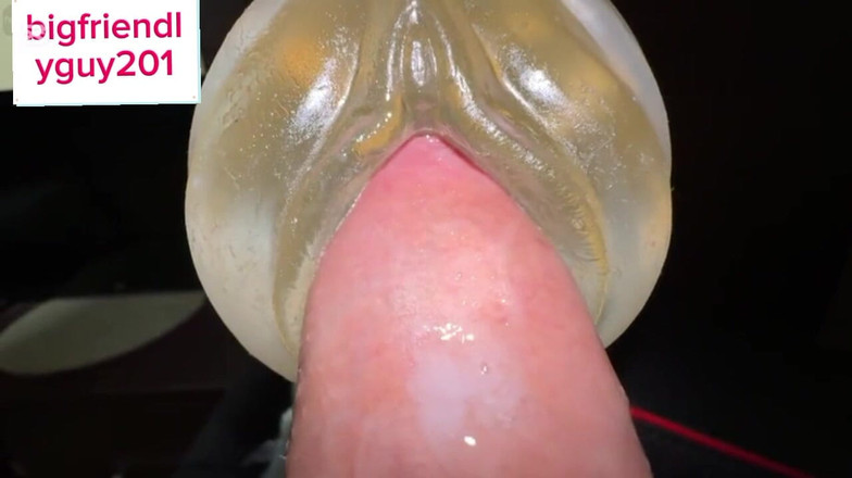 Bigbadfriendlyguy: Chlap sténá při šukání fleshlight, dokud se nestříká do kundičky se...