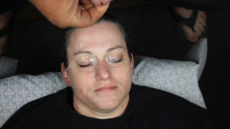 Dirty Dees: Wajah dees yang kotor lagi-lagi dicrot di muka!