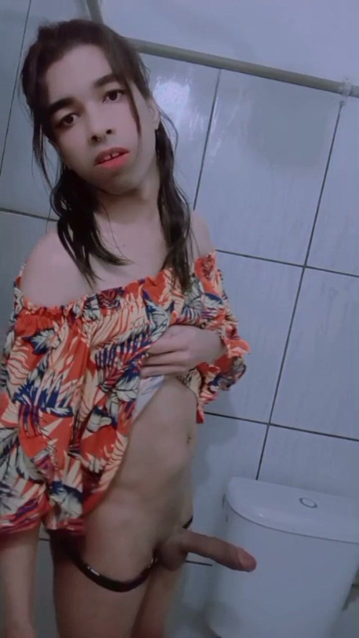 Srta. Carla: Without Piercing, New Dress and This Face of Someone Who...