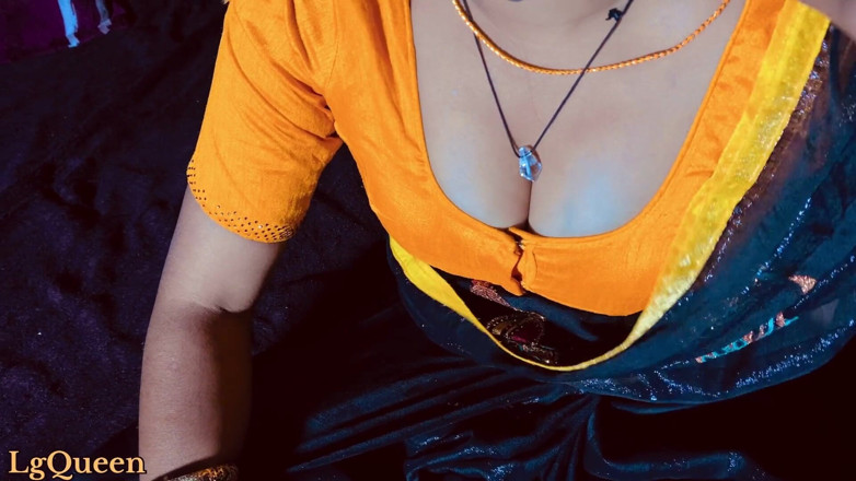 IndianAlexaQueen: Desi dorf heiße stiefmutter enges muschi-ficken