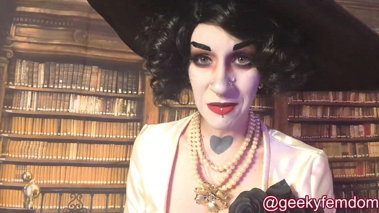 Geeky Femdom: Valentýnské rande s Lady Dimitrescu