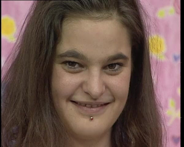 YOUR FIRST PORN: Steffi Wichst ohne ah en oh.. - Steffi trekt zich af...