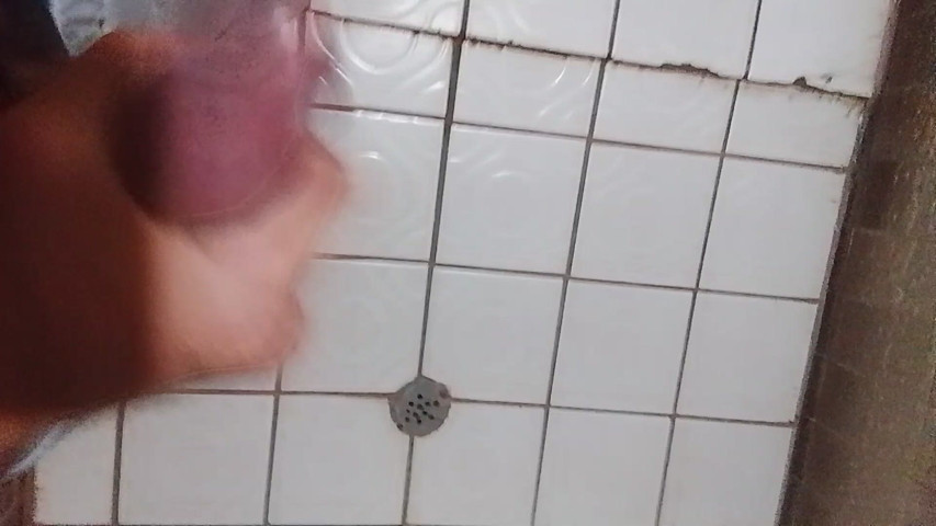 In the Bathroom (Jomperone)