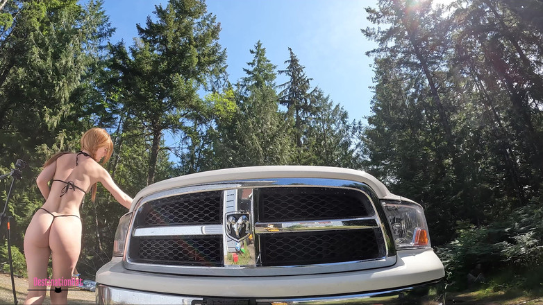 Destination Kat: Biltvätt med slang onani