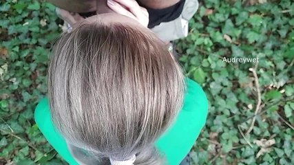 Stiefmutter wird von Mcdonalds abgeholt, um einen fremden zu blasen
