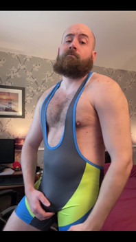 I think I should make more content with singlets!
