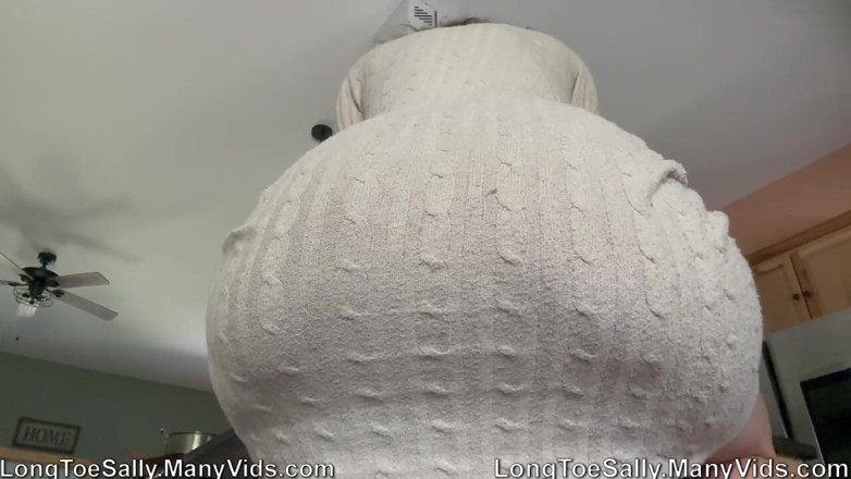 Long Toe Sally Big Buns: Vânt lung