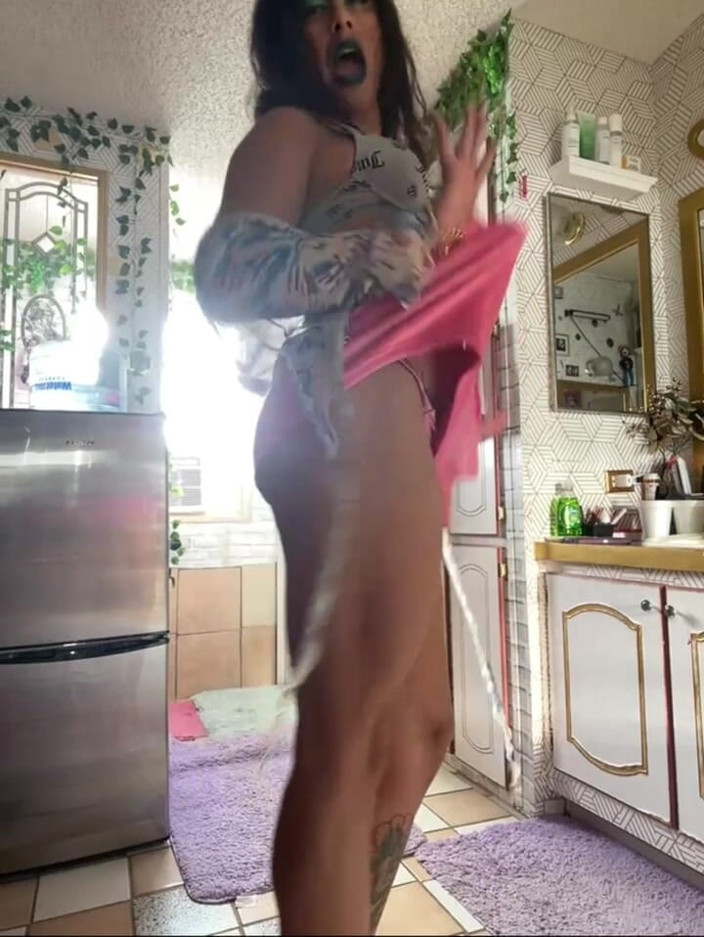 TSJade95: Appelez Mehhh Lol Danse