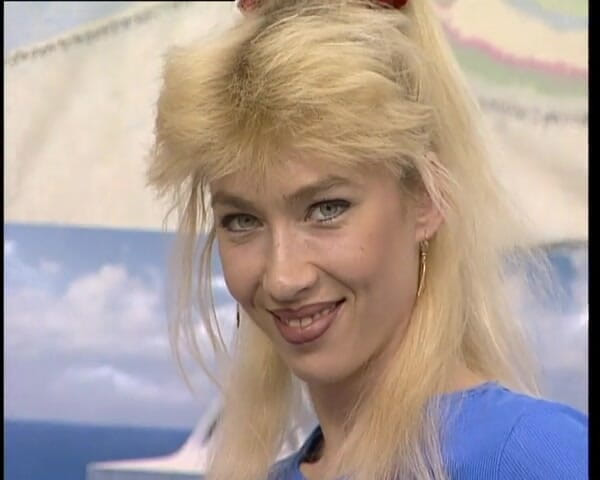 YOUR FIRST PORN: Konigin Der 90 Er Jahre - Etiene Queen of the 90s - Etiene