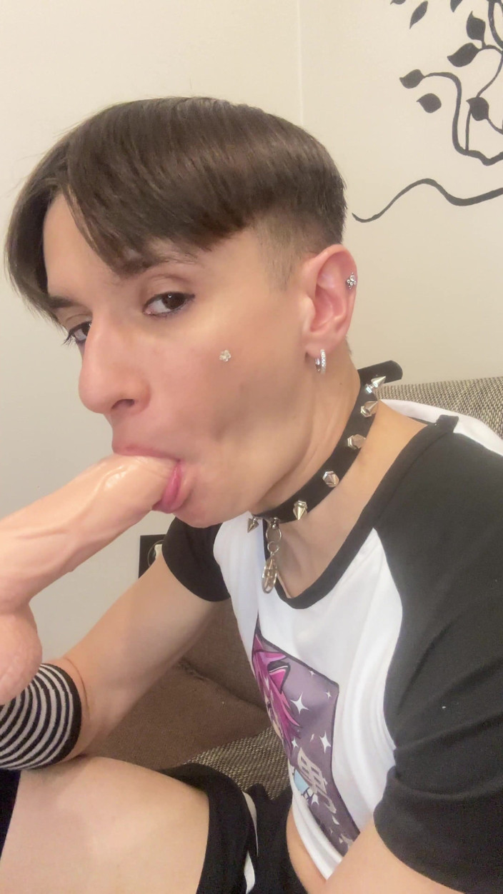 FemmeTwunkie: Femboy Sucking Dildo Got Whole Face Wet