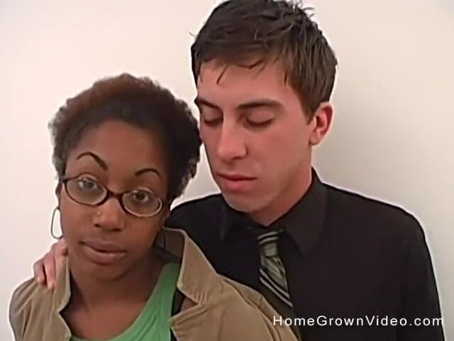 Homegrown Ebony: viry chashme ke chehre par viry ki bauchhaar