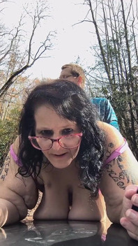 Špinavá děvka tvrdě šuká do análu