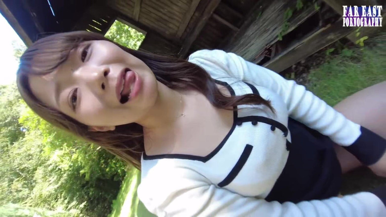 Far East pornography: Štíhlé Mega křivky Ohnuté pro roaming Zadní vrátka Vzrušení Přes...