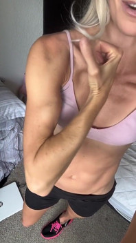 Bodyswap Fantasy Roleplay com Adoração Muscular