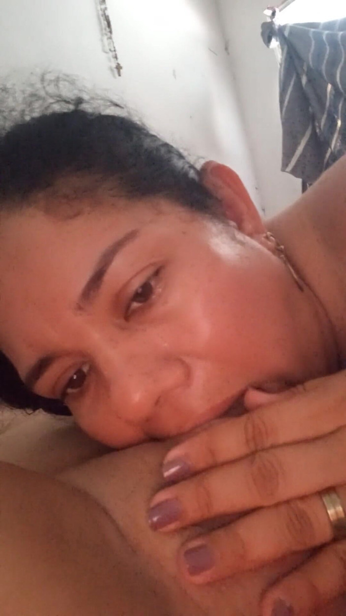 Valkyrie and Luigy Couple: Lahodné kouření od mé přítelkyně, která miluje tvrdého ptáka