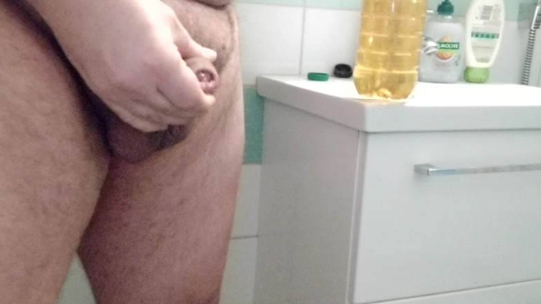 BigFucker: Superchub master pisses 1 Litro di dolce honeynectar.
