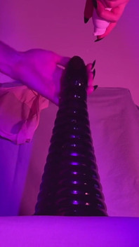 Spina anale larga da 12 cm completamente nascosta nel mio buco del culo