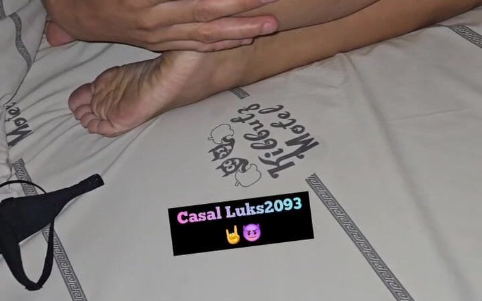 Luks2093: Bạn của chồng tôi lấp đầy tôi bằng sữa