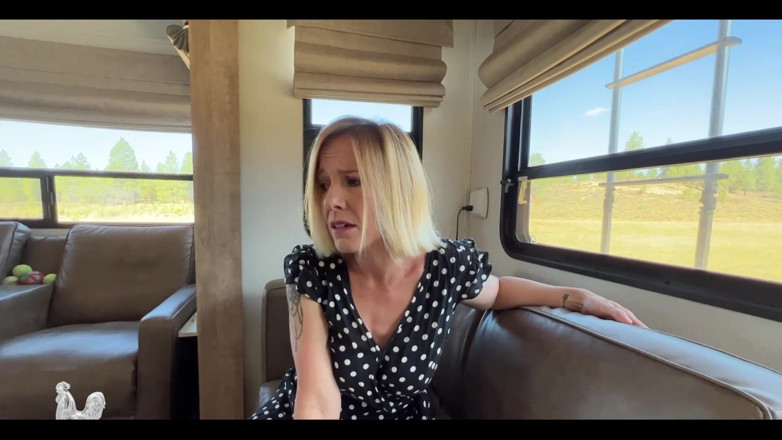 Jane Cane: ลูกเลี้ยงชายประกันตัวแม่เลี้ยงออก