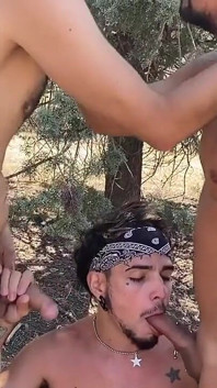 Cornudo vs Pollon door Leo Bulgari, Neron & El Ganster