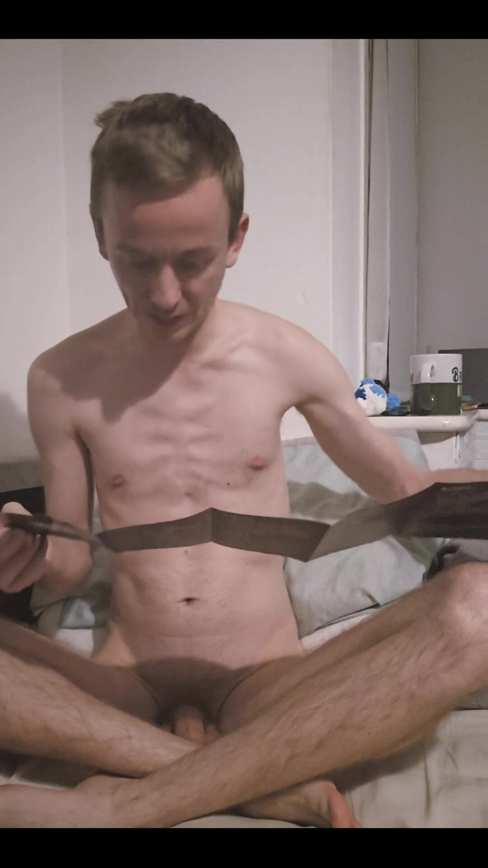 The Max Powers: Pembukaan Kotak