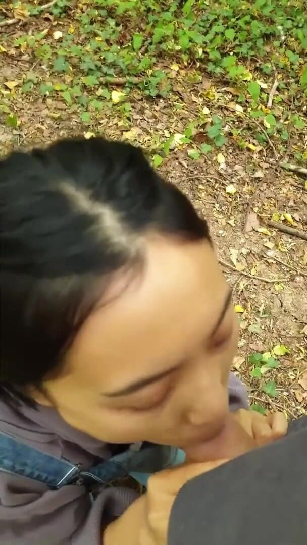 SpicyGum: Jun Liu – pancutan blowjob pelajar cina di luar