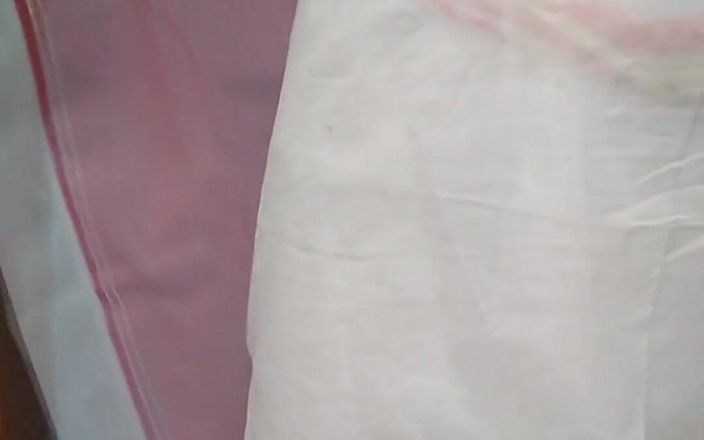 Aria Mia: Une femme devient sexy devant son beau-père et enlève son...