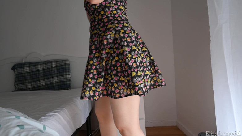 ElizaTheModel: Соблазняет twirl