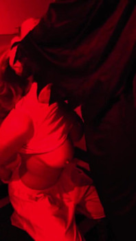 Crystal Rush et Taeddy Tarantino - Une barbie à gros nichons à un rendez-vous sexy avec Ghostface