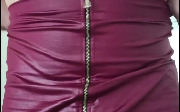 Thipansex: 24cm 딜도로 첫 섹스하고 계집애처럼 사정
