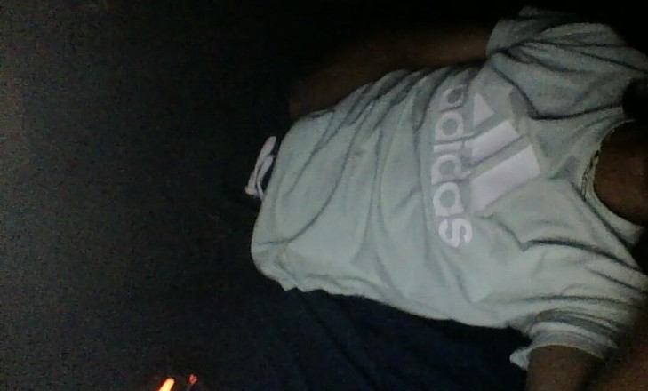 AlexAlejandro13: 我让那个超级美味的夜晚闭嘴了