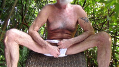 Mr hairy gardener: Garden Tour Pt 1