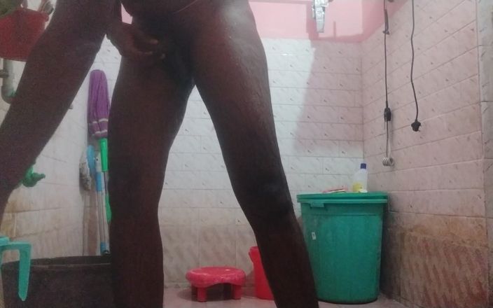 Tamil 10 inches BBC: Seksi gece banyosu tamil 10 inçlik büyük zenci