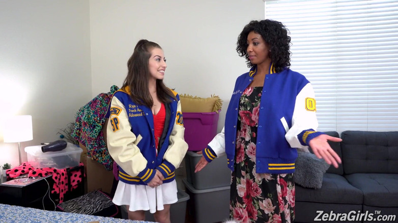 Zebra Girls: September Reign and Spencer Bradley have lesbian sex