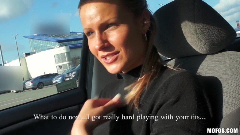 Public Pickups: Public Pickups - Dando a Holly uma carona para pagar por...