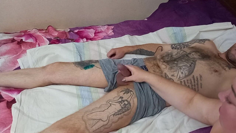 Zona901: Honí mi ptáka a dívá se na erupci spermatu