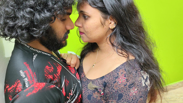 Vaigavarun45: 夫の義理の兄弟が私の夢を叶えてくれたセックス映画、夫の義理の弟、マルの妻と義理の義理の兄弟とのBDSMハードファック