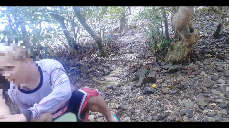 Vixenn Cruz: Vreemde vissers, neukte me op het strand, kom alsjeblieft klaar...