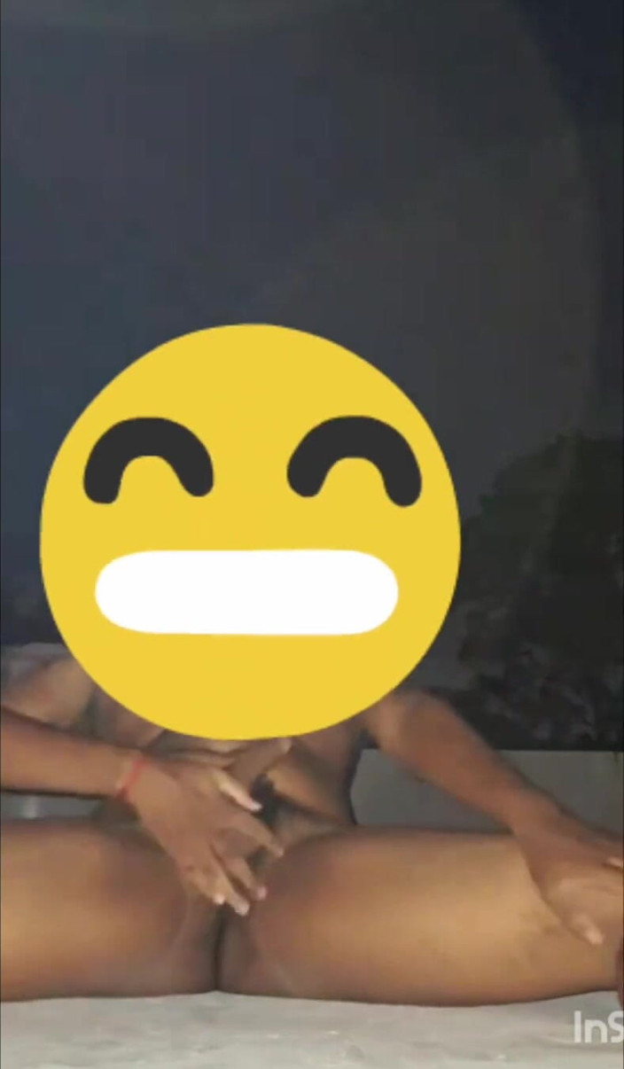 MayankPerv: Mayank ชักว่าวบนดาดฟ้า