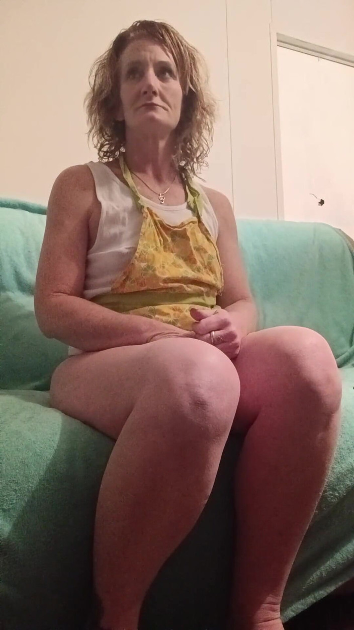 Longtoes45: Mommy's Boy