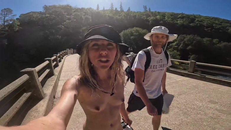 Sav Moolah: Vlog na plaży nude