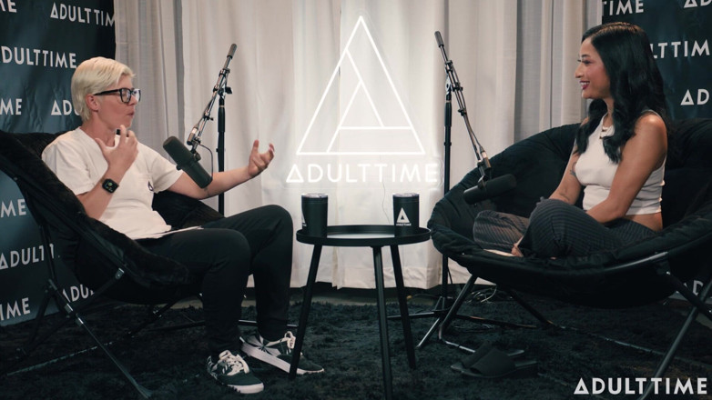 Adult Time Podcast: Avery Black transando a seco, verdadeiro crime e dirigindo milho...