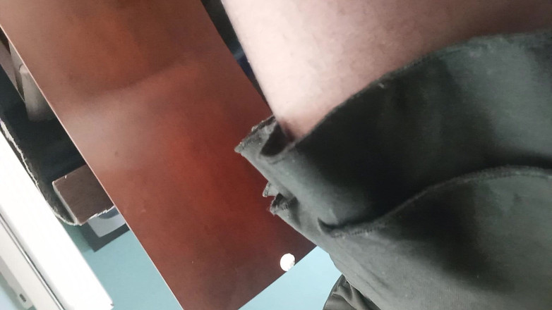 Greek cross lovers: Jsem Elena Andreou, nejbláznivější kříž v Řecku. Roztrhá mě to. Opravdu...