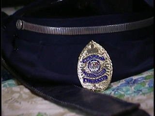 Cumming Soon: Prsatá vězeňkyně chce potěšit tohoto dobře vypadajícího policistu, aby ji...