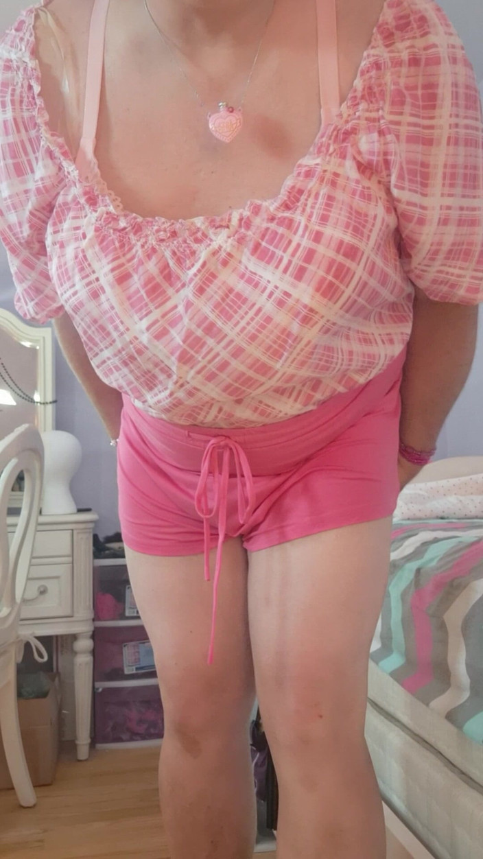 Victoria Lecherri: Soft Curvy and Plump T-gilf Waiting for Her Hot Young...