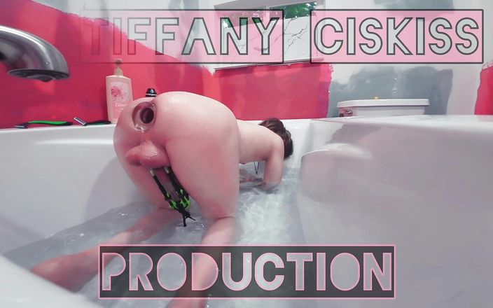 TCiskiss Production&#039;s: 거대한 유리 엉덩이 플러그 Tiffany Ciskiss 대물 미친