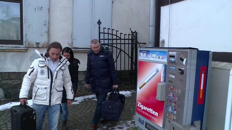 German Porn: Зрелый немецкий тройничок и двойное проникновение