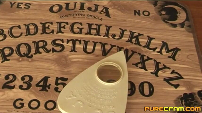 Pure CFNM: Seance