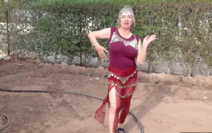 MariaOld: Oriental princess dance for you.