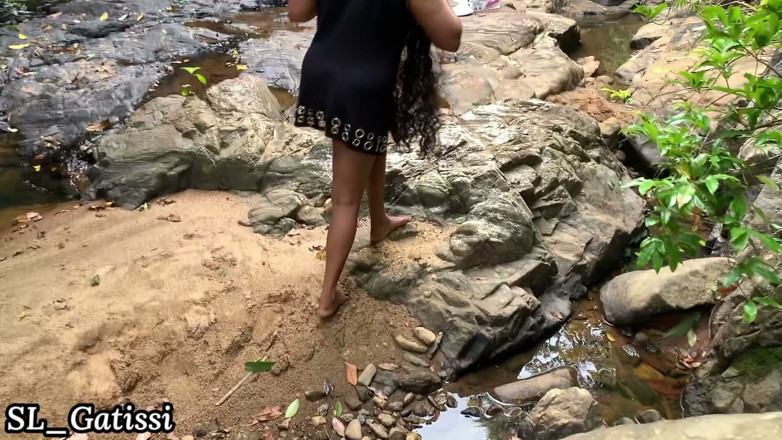 SL Gatissi studio: Beautiful Sri Lankan Teen Fucked in the Jungle